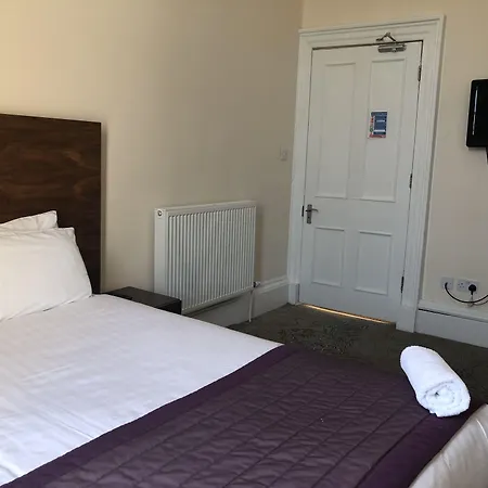 Cairn Hotel & Apartments-3